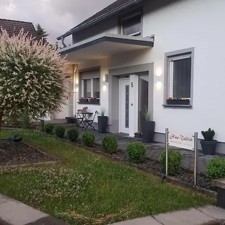 Ferienwohnungen Haus Talblick Valwig Exterior photo